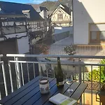 Moselzeit In *